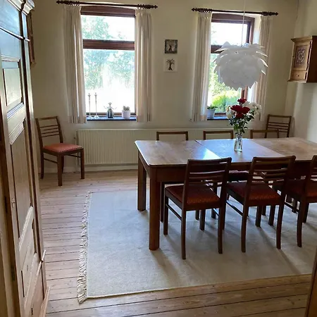 Spacious Country Near Forest And Border Semesterbostad *